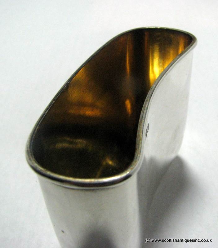 sa00546_0002.jpg