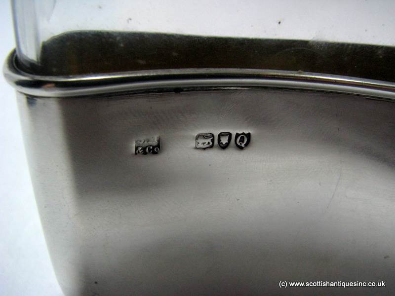 sa00546_0003.jpg