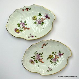 Pair Fine Vienna Porcelain Shell Dishes c1770
