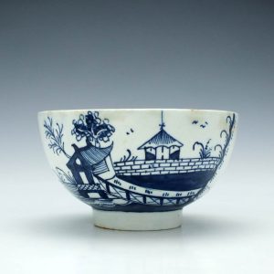 Lowestoft Pagoda and Walled Garden Patterm Bowl c1785