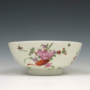 Lowestoft Rose and Cornucopia Pattern Slop Bowl c1780-90