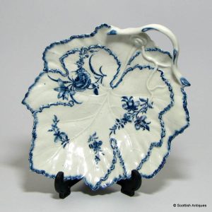 First Period Worcester Blue & White Leaf Dish c1765-70