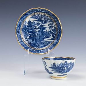Caughley Porcelain Temple Pattern Teabowl and Saucer c1785