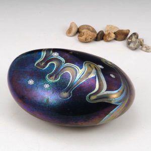 Large Siddy Langley Glas Pebble Paperweight 2007
