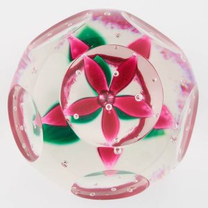 A Selkirk Glass Paperweight By Peter Holmes 1997