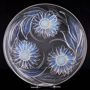 Verrerie D'Andelys Opalescent Marguerites Glass Coupe c1935