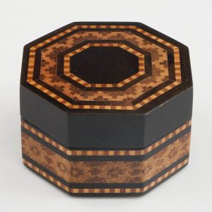 Tunbridge Ware - A Robert Vorley Small Octagonal Trinket Box - Geometric Mosaics - 1982