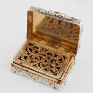 Sterling Silver Vinaigrette Alfred Taylor Birmingham 1860