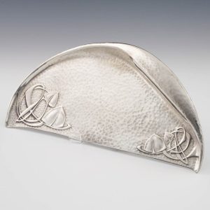 Archibald Knox Designed Polished Pewter Tudric Crumb Scoop c1905