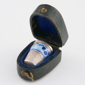 19th century Cased Dutch 925 Silver and Enamel Thimble