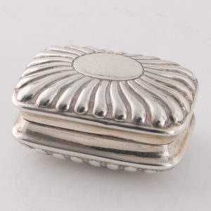 Silver Snuff Box with Parcel Gilt Interior Chester 1888