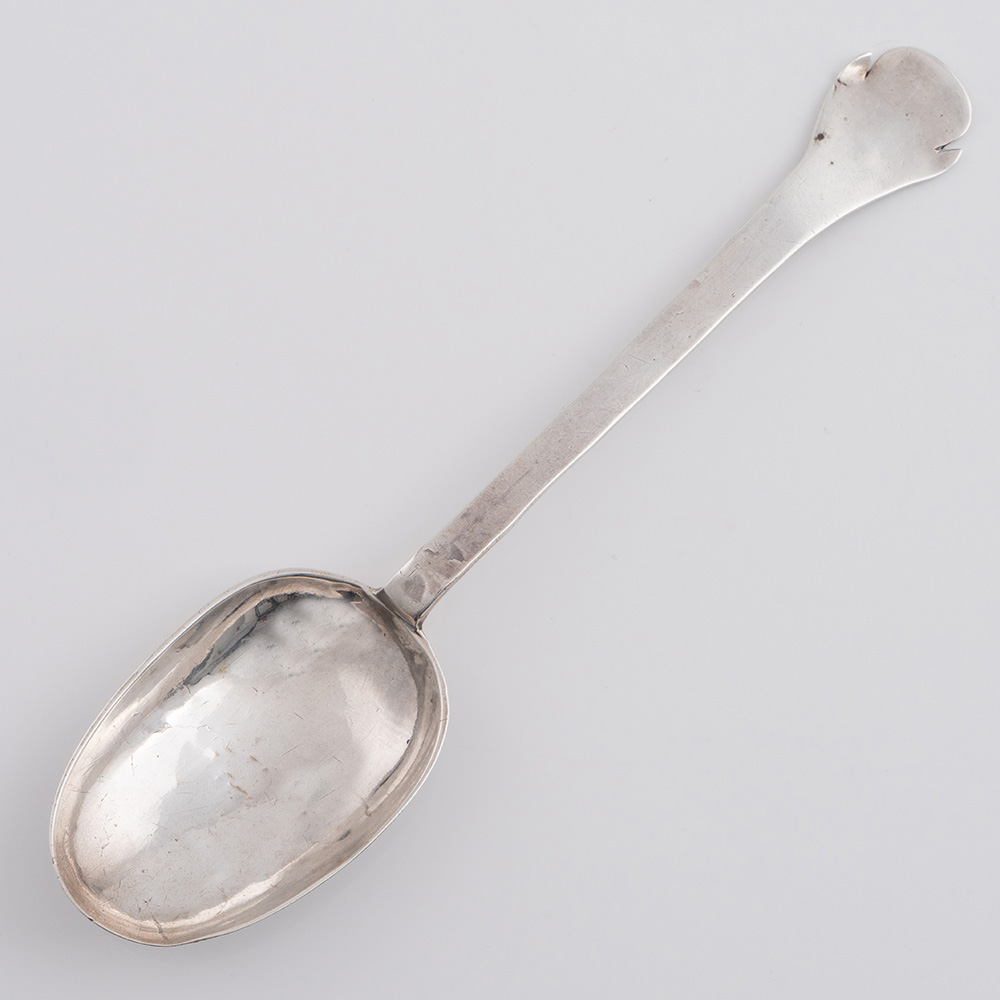 James II Silver Trefid Spoon Alexander Reid Edinburgh 1687 James II Silver Trefid Spoon Alexander Reid Edinburgh 1687